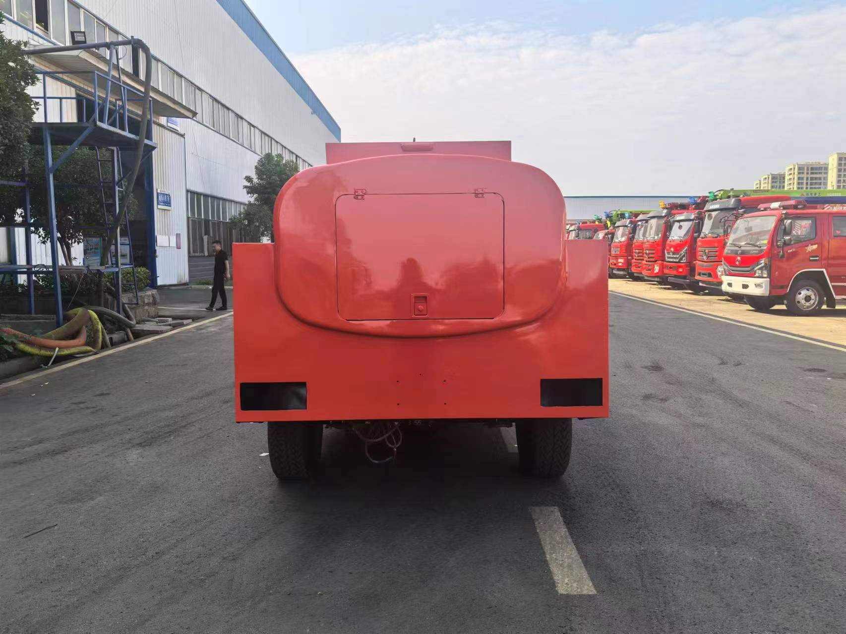 庆铃四驱皮卡森林供水车
